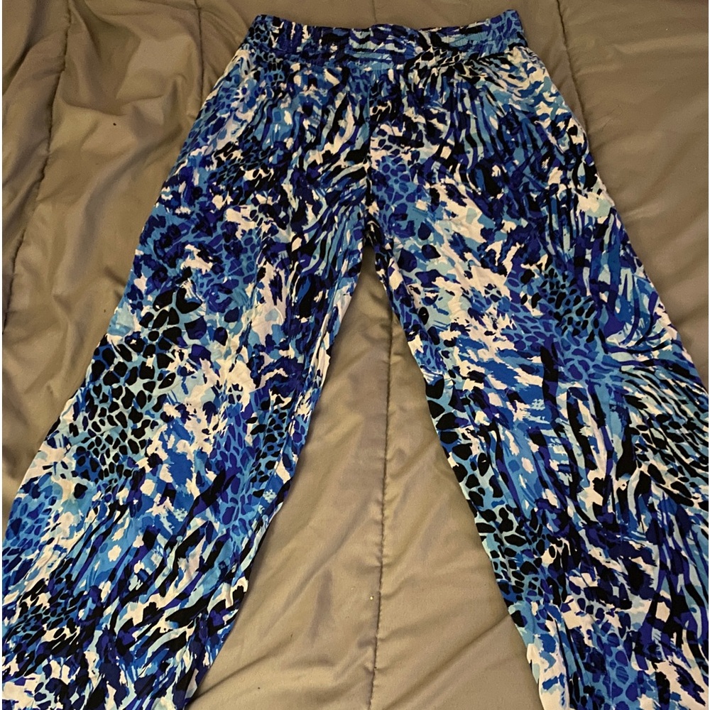 Blue animal print pants 🦋